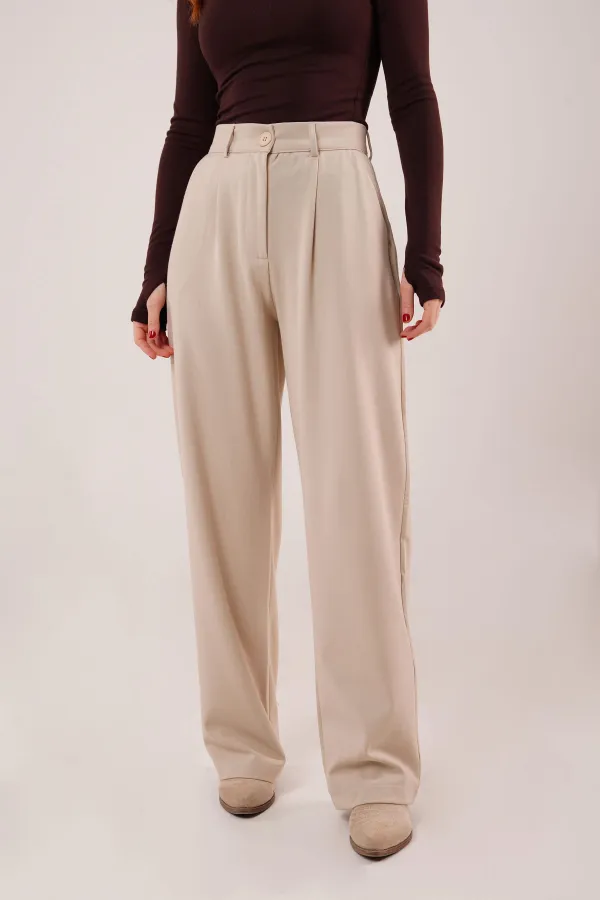 Premium Model Oturtmalı Toptan Krem Pantolon