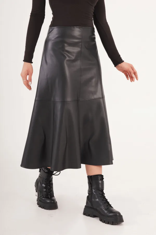 Jupe noire basique en gros avec détails de couture