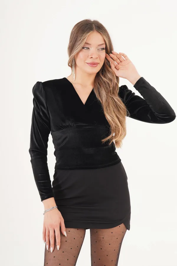 Blouse noire rembourrée en velours à col cache-cœur, en vente en gros