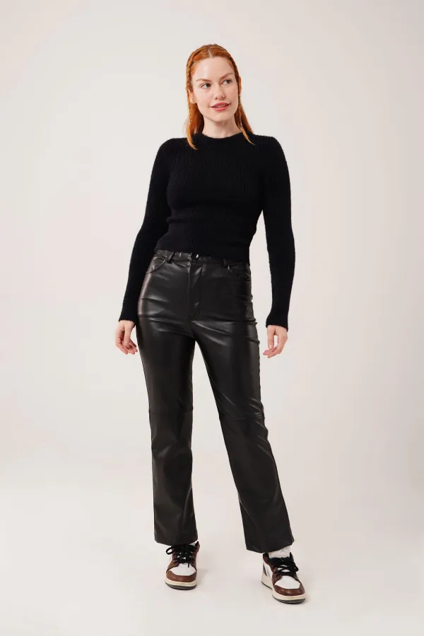 Bisiklet Yaka Yumoş Siyah Toptan Kazak