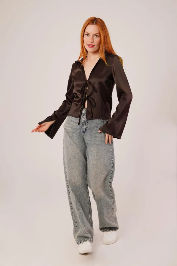 Önden Bağlama Detaylı Saten Toptan Kahverengi Bluz