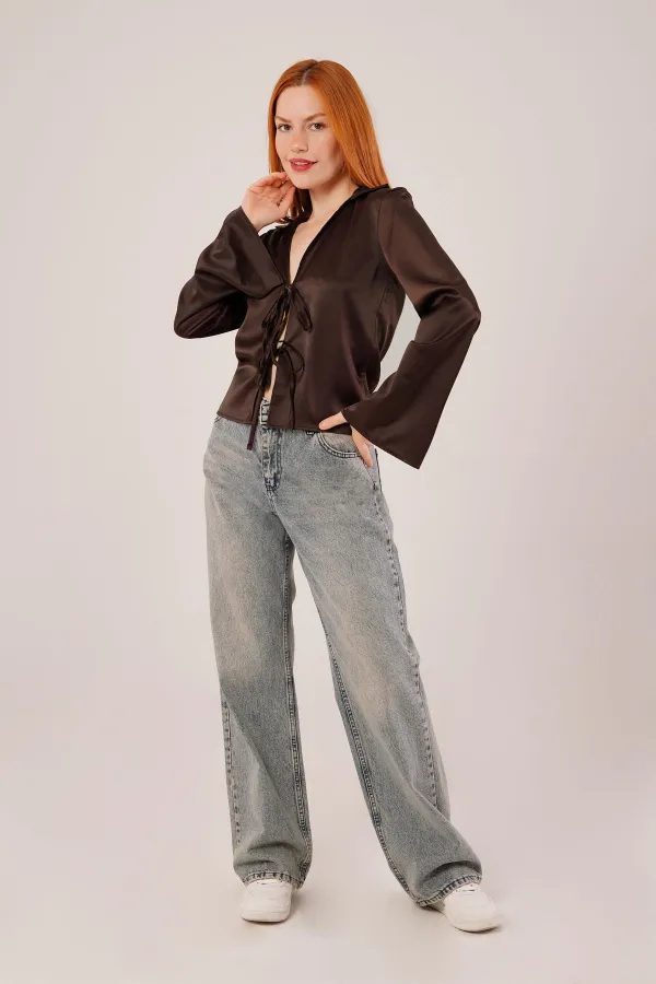 Önden Bağlama Detaylı Saten Toptan Kahverengi Bluz