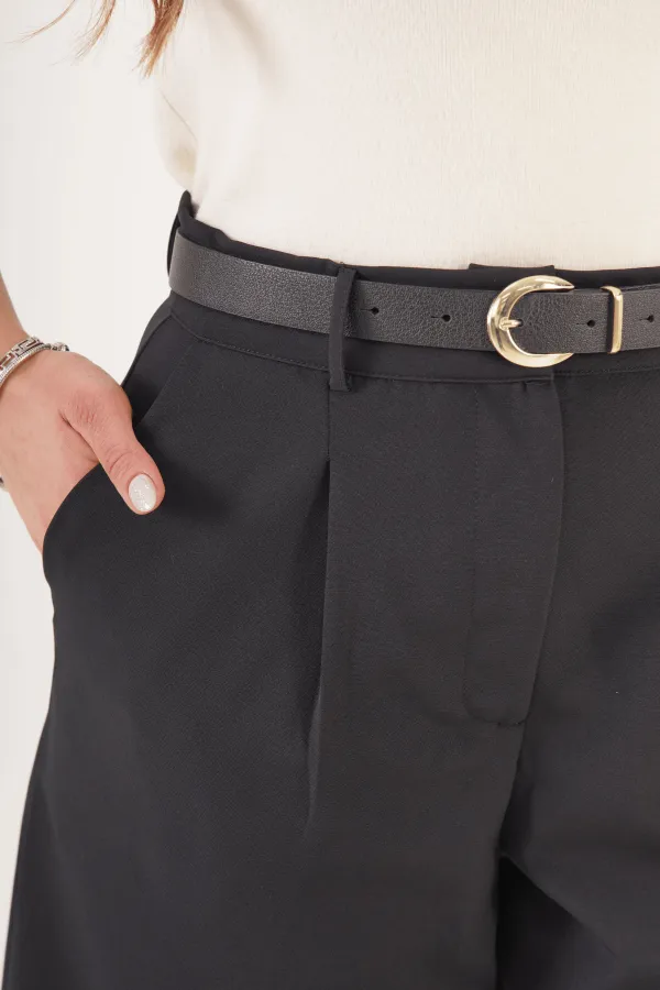 Toptan Kemerli Cepli Siyah Bermuda Şort