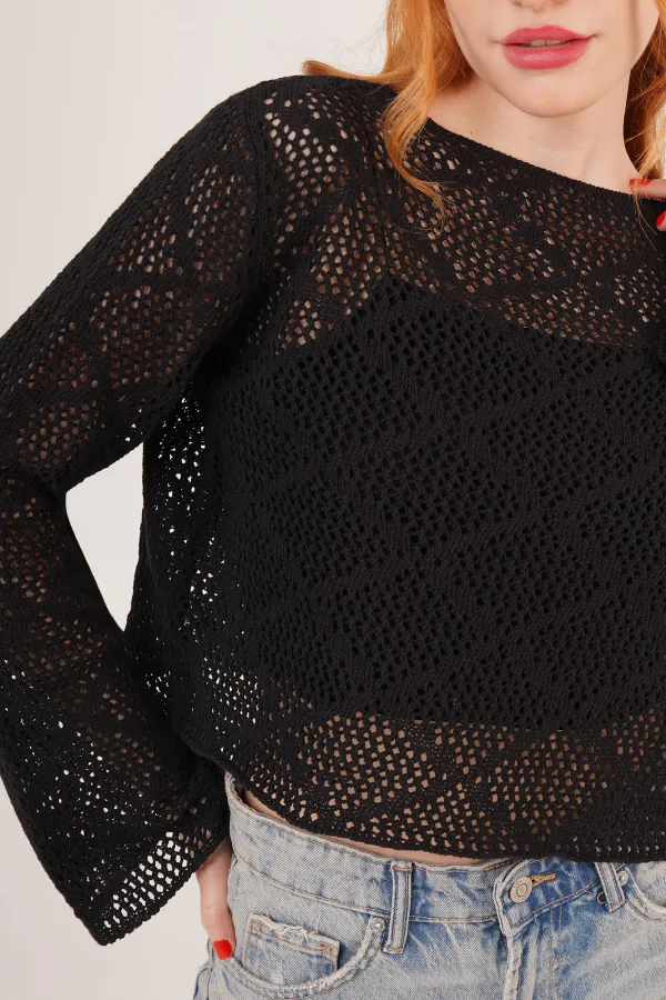 Kayık Yaka Volan Kol Detaylı Ajurlu Toptan Siyah Bluz