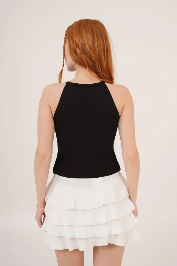 Taşlı Fiyonk Broş Detaylı Sıfır Kol Toptan Siyah Bluz