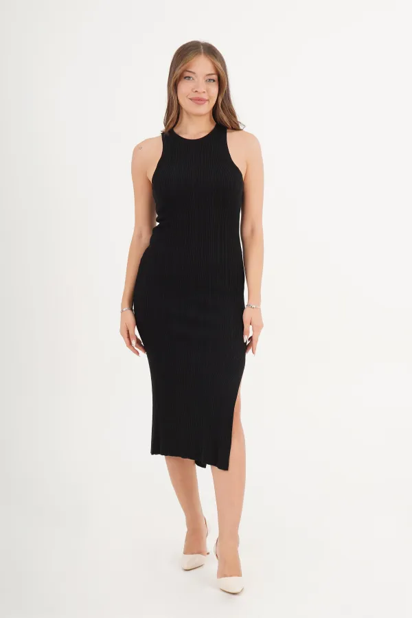 Robe en tricot noire saisonnière à col licou en gros