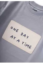 T-shirt à appliqué « Un jour à la fois », 2-10 ans, bleu pastel