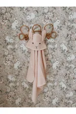 Serviette de bain bébé brodée à oreilles de lapin 75 x 75 cm rose poudré