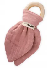 Anneau de dentition en bois et mousseline rose pour bébé