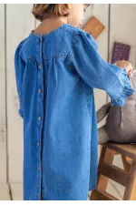 Robe en jean boutonnée au dos, bleue, pour les enfants de 2 à 7 ans.