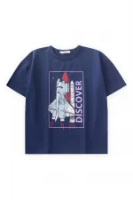 Découvrez le t-shirt imprimé bleu marine pour enfants de 8 à 12 ans.