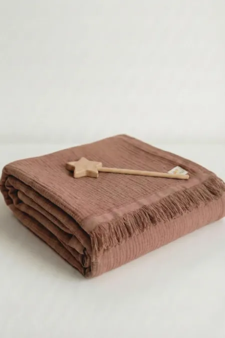 Couverture à pompons quatre couches 80 x 120 cm marron clair