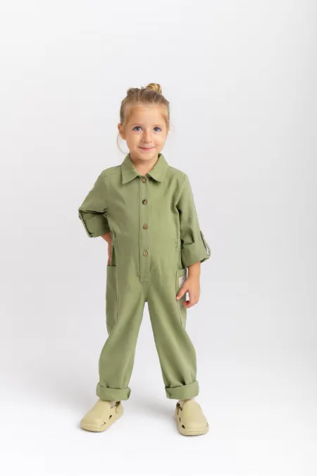 Salopette en gabardine 2-7 ans, couleur olive