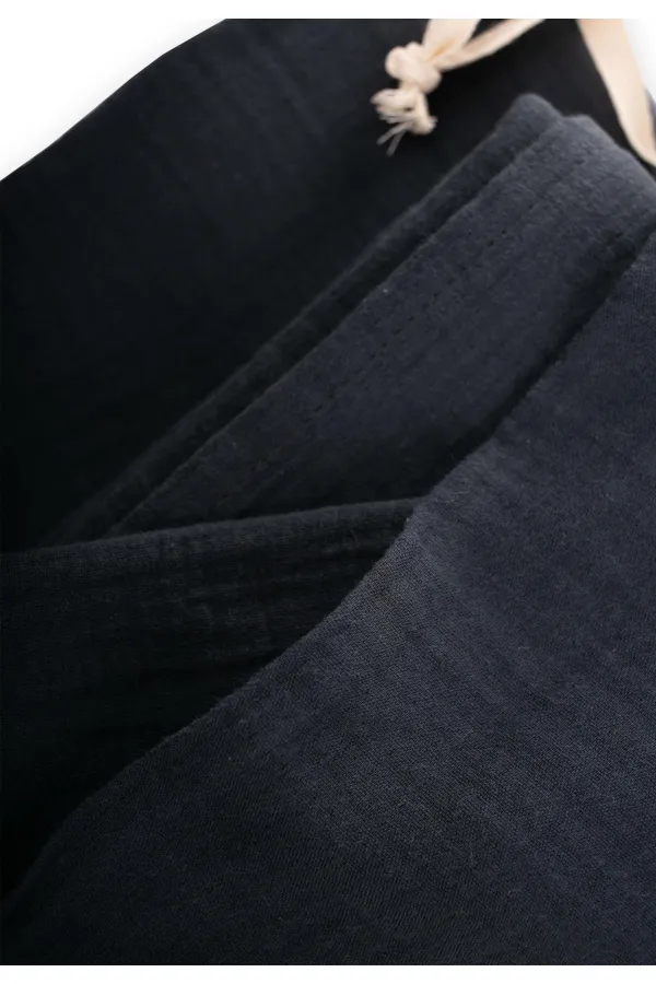 Parure de lit en mousseline avec pochette 100 x 135 cm +/- 3 cm, drap 120 x 150 cm, taie d'oreiller 35 x 45 cm, coloris fumé