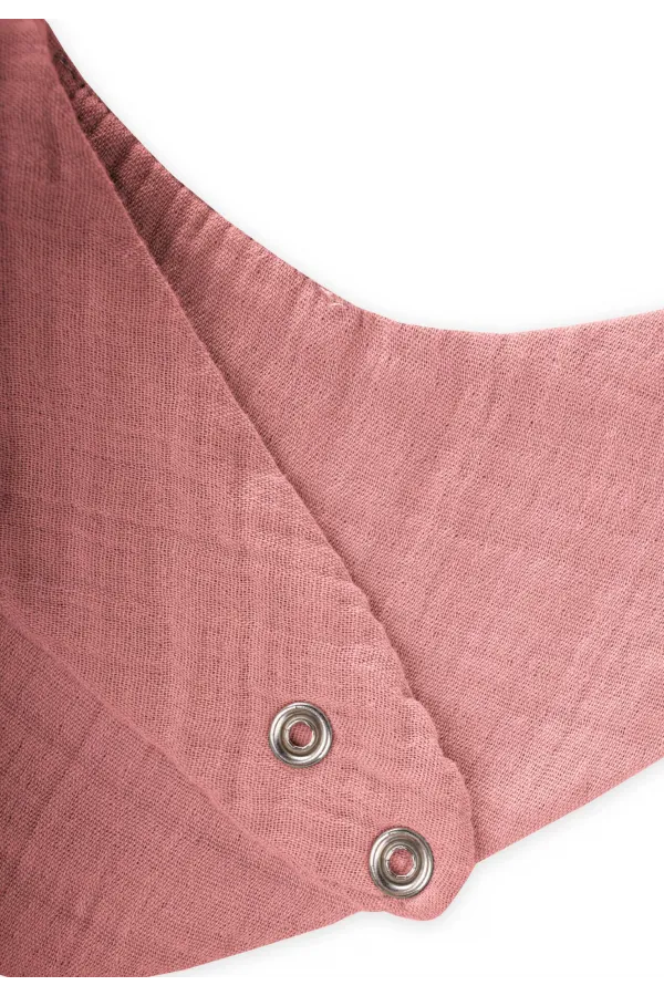 Üçgen Arkadan bağlamalı Müslin Mama Önlüğü Yavruağzı