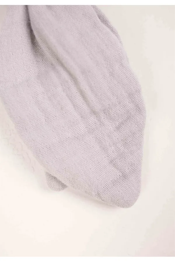 Wooden muslin fabric teething ring, grey.