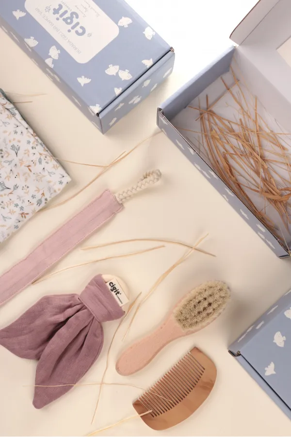 Kız Bebek Hediye Kutusu Standart