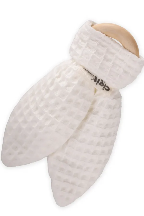 Anneau de dentition en bois Pike, blanc cassé