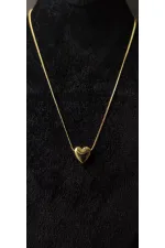 Minimalist Gold-Look Necklace with Shiny Heart Design