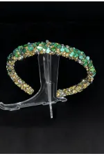 Yeşil Taşlı İnce Taç – Altın Tonlu El Yapımı Özel Tasarım Saç Aksesuarı