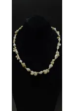 Collier de perles pour femme avec détail coquillage