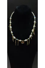 Collier pour femme avec détail œil et chaîne, perles
