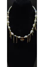Collier pour femme avec détail œil et chaîne, perles