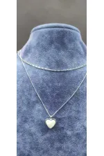Collier double chaîne argenté en forme de petit cœur