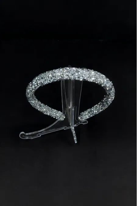 Couronne en argent ornée de pierres précieuses – Accessoire de cheveux fait main et personnalisé
