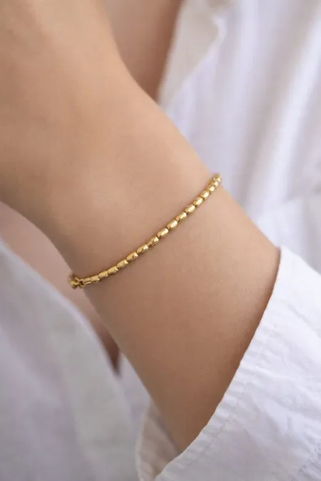 Bracelet à chaîne de perles dorées