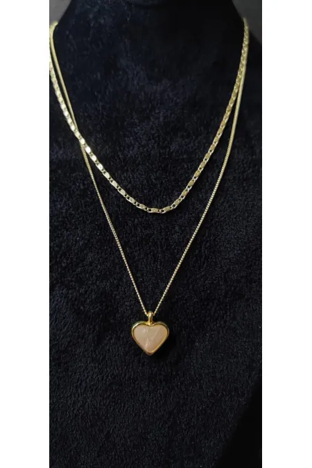 Collier à double chaîne dorée en forme de cœur