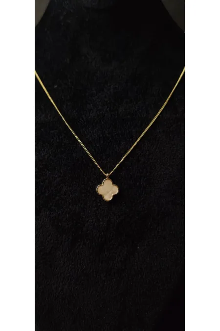 Collier minimaliste pour femme en forme de trèfle
