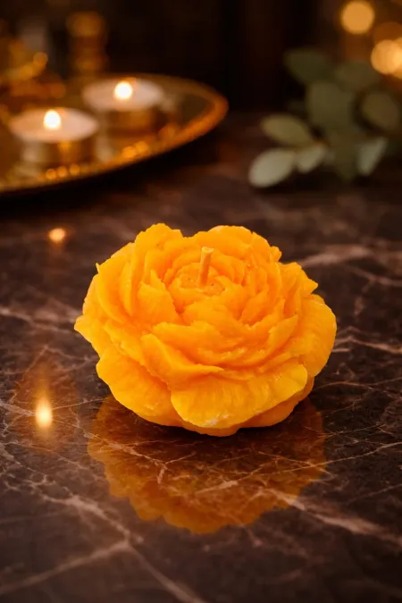 Bougie décorative parfumée à l'ambre en forme de pivoine