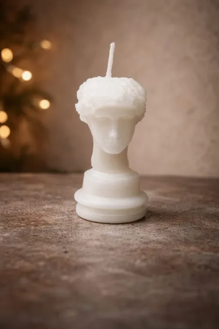 Bougie parfumée à la cire de soja en forme de buste d'Hermès antique et d'ambre