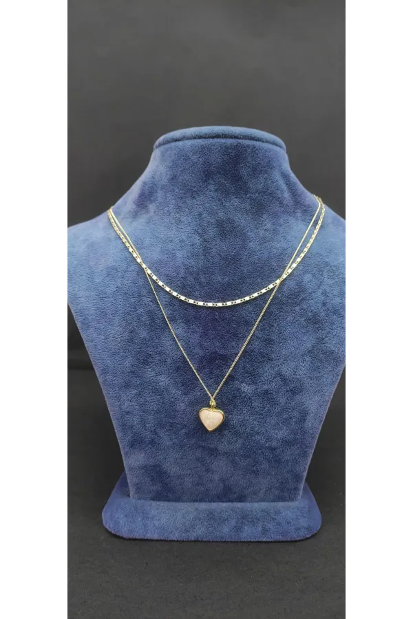 Collier à double rang orné de pierres en forme de cœur et d'un effet doré