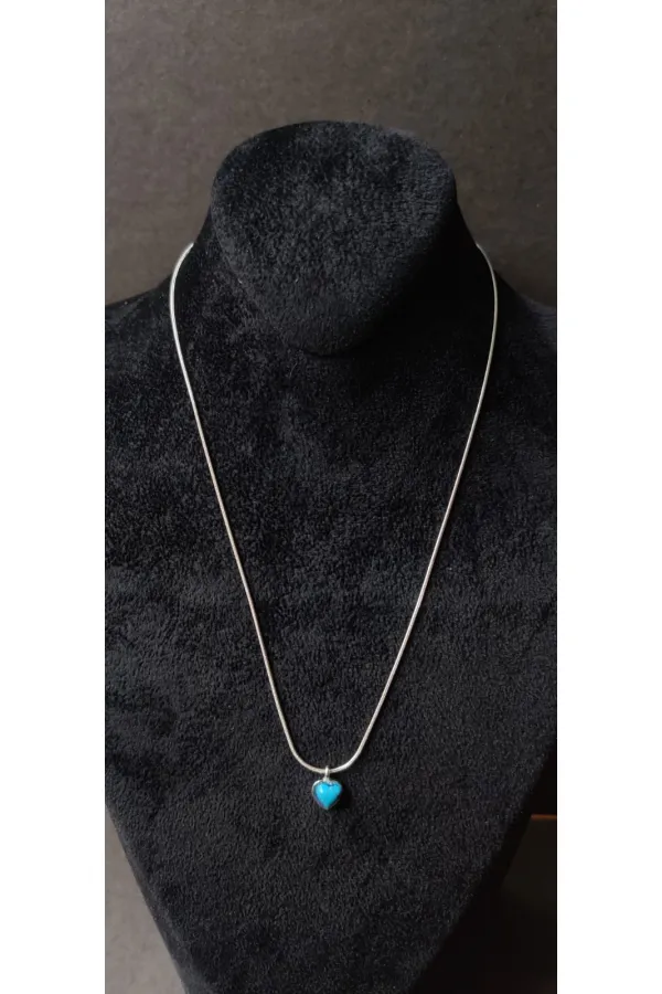 Turquoise Heart Stone Minimalist Silver Tone Necklace