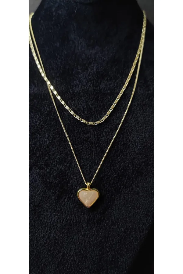 Collier à double chaîne dorée en forme de cœur