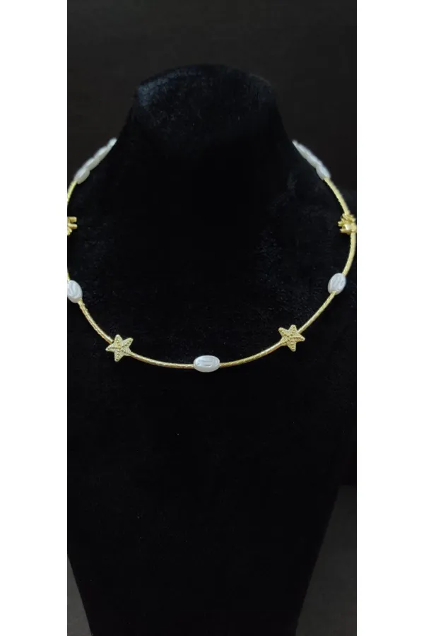 Collier pour femme orné d'un motif en forme d'étoile