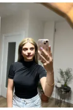 Kadın Siyah Büzgü Detay Yarım Kol Sandy Bluz HZL25S-FRY121741