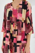 Robe courte en viscose à motifs fuchsia et noirs pour femme, manches courtes, 1959