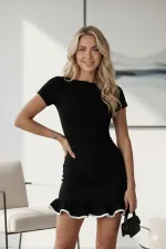 Robe courte noire à manches courtes pour femme, ornée de passepoils, en tissu scuba HZL26S-FRY123771