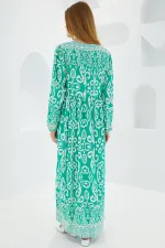 Robe longue en viscose à motifs verts et blanc cassé pour femme, 1947