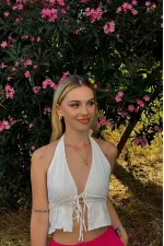 Kadın Beyaz Boyundan Bağlamalı Sırtı Açık Keten Bluz HZL24S-ZK11081