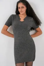 Robe tricotée avec détail de collier pour femme 15989 - Anthracite