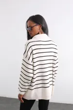 Pull col polo rayé écru noir pour femme HZL25W-BD1100841