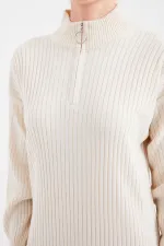 Robe longue en maille côtelée crème à col zippé pour femme HZL24W-BD1102271