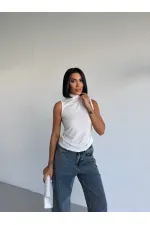 Women's White Turtleneck Sleeveless Sandy Crop Blouse HZL26S-FRY123931 Women's White Turtleneck Sleeveless Sandy Crop Blouse HZL26S-FRY123931