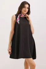 Robe courte en lin noir 2444