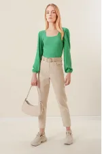 Kadın Yeşil Balon Kol Dokulu Kare Yaka Trend Örme Bluz HZL23W-BD104421