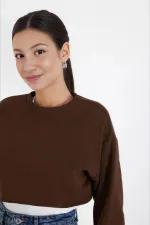 Sweat-shirt court basique marron à col ras du cou et manches longues pour femme HZL24W-ZK11351